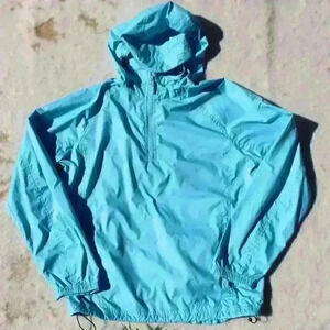 LL BEAN Super Lightweight Light Blue Windbreaker Adjustable Hood Women Medium